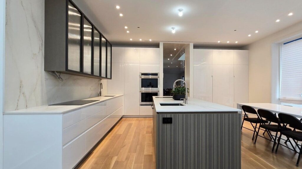 Instagram post from kitchenexpousa. This post is in position 5.